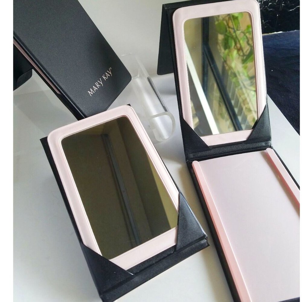 MARY KAY TRI-FOLD TRAVEL COSMETIC MIRROR sold separrately